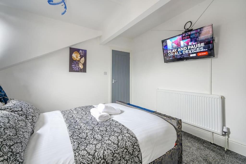 -16Pt- For Your Relaxed & Cosy Stay & Free Parking Leeds  Esterno foto