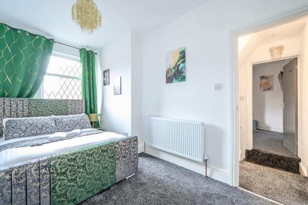 -16Pt- For Your Relaxed & Cosy Stay & Free Parking Leeds  Esterno foto