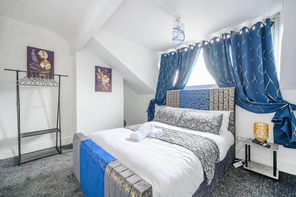 -16Pt- For Your Relaxed & Cosy Stay & Free Parking Leeds  Esterno foto